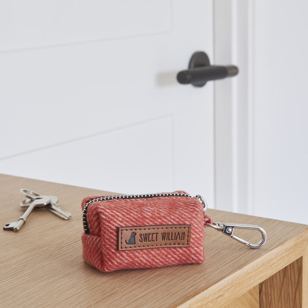 Chic Poo Bag Holder From Sweet William